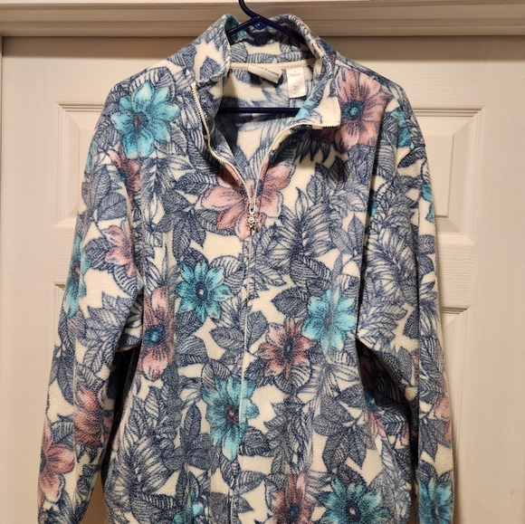 Alfred Dunner Jackets & Blazers - ALFRED Dunner ladys L jacket fleece